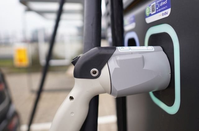 電動(dòng)汽車(chē)充電樁的充電原理及方式？